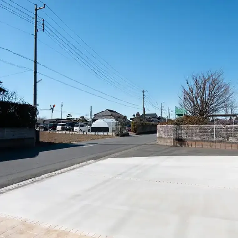 駐車場のコンクリート施工（3台分）